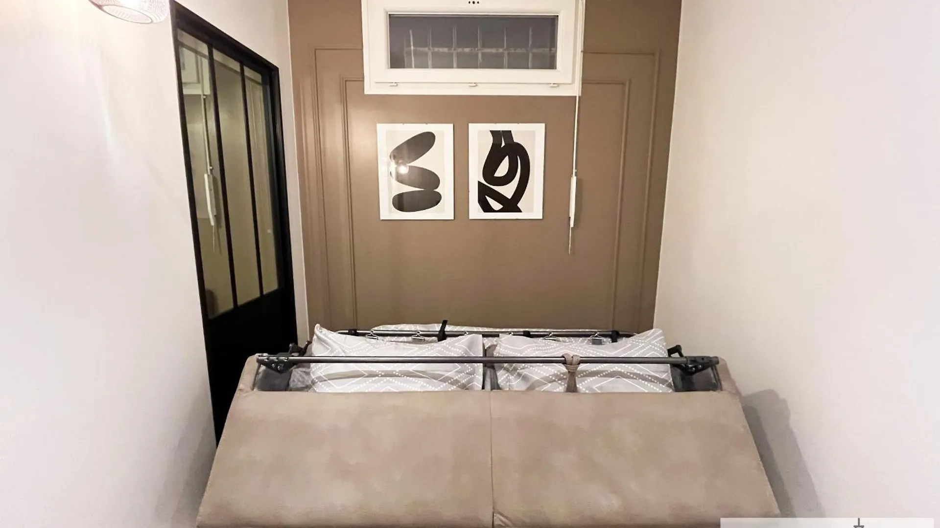 Urban Flat 178 - Cosy Chic 2 Bedroom Flat In Paris